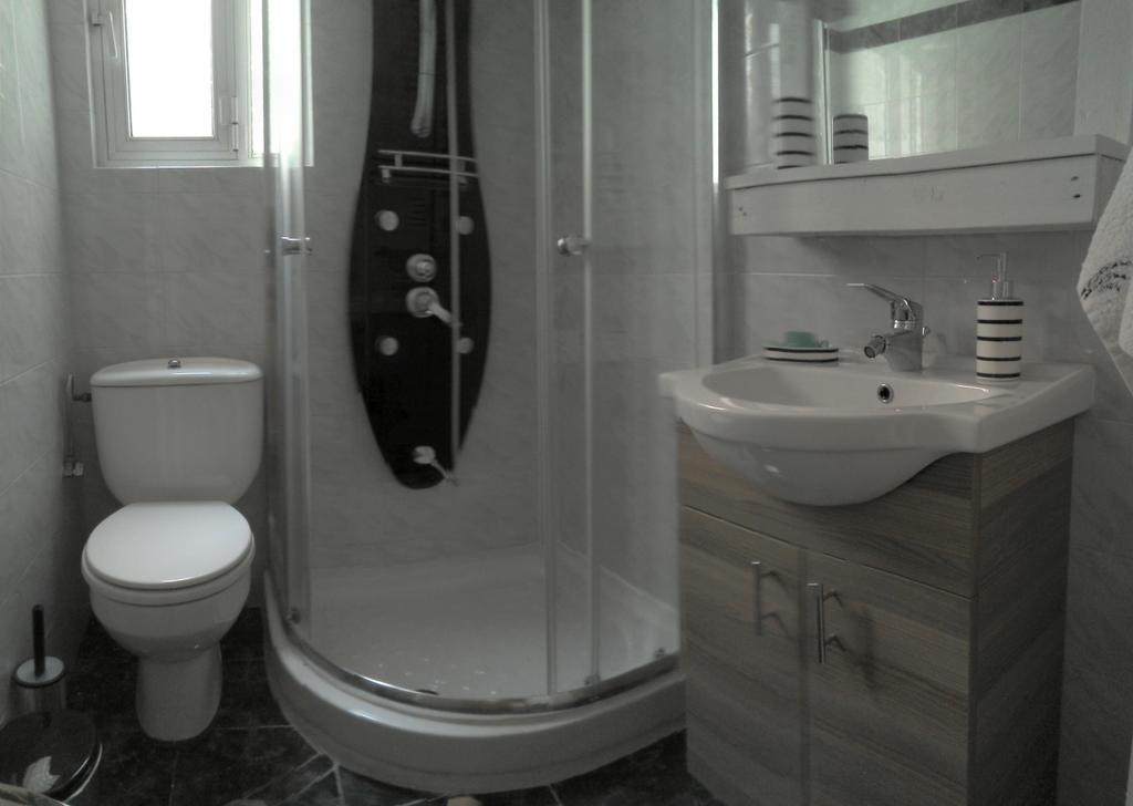 Your Home أثينا المظهر الخارجي الصورة